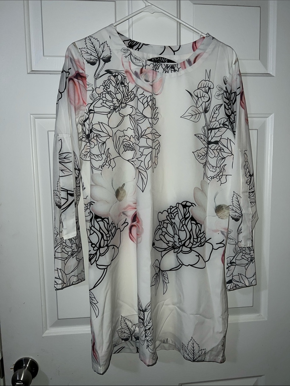 YOINS White Long-Sleeve Floral Shift Dress with Pink Accents
